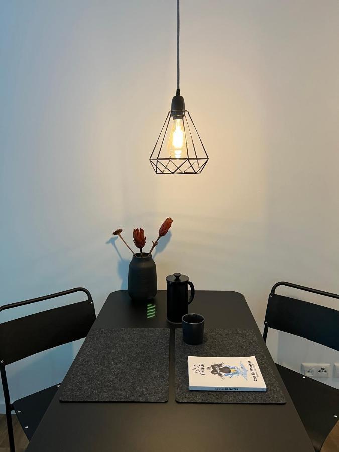 Apartmenthaus Stade Schwingewiesen Apartment 1 Bagian luar foto